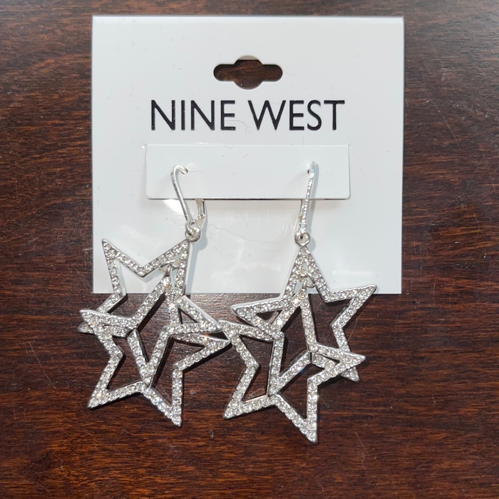 Nine West star earrings